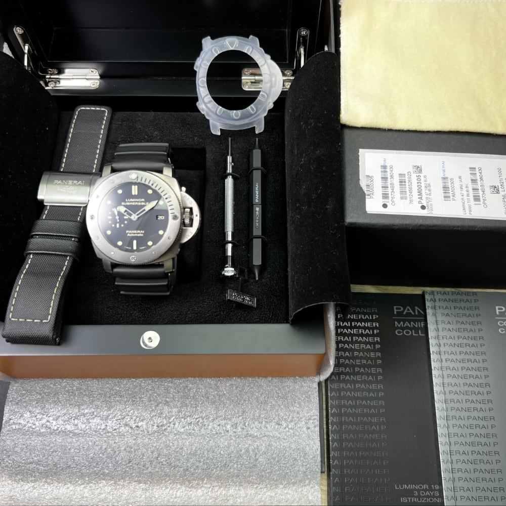 Panerai Luminor Submersibe 1950 PAM 305 Titanium Black Dial P9000
