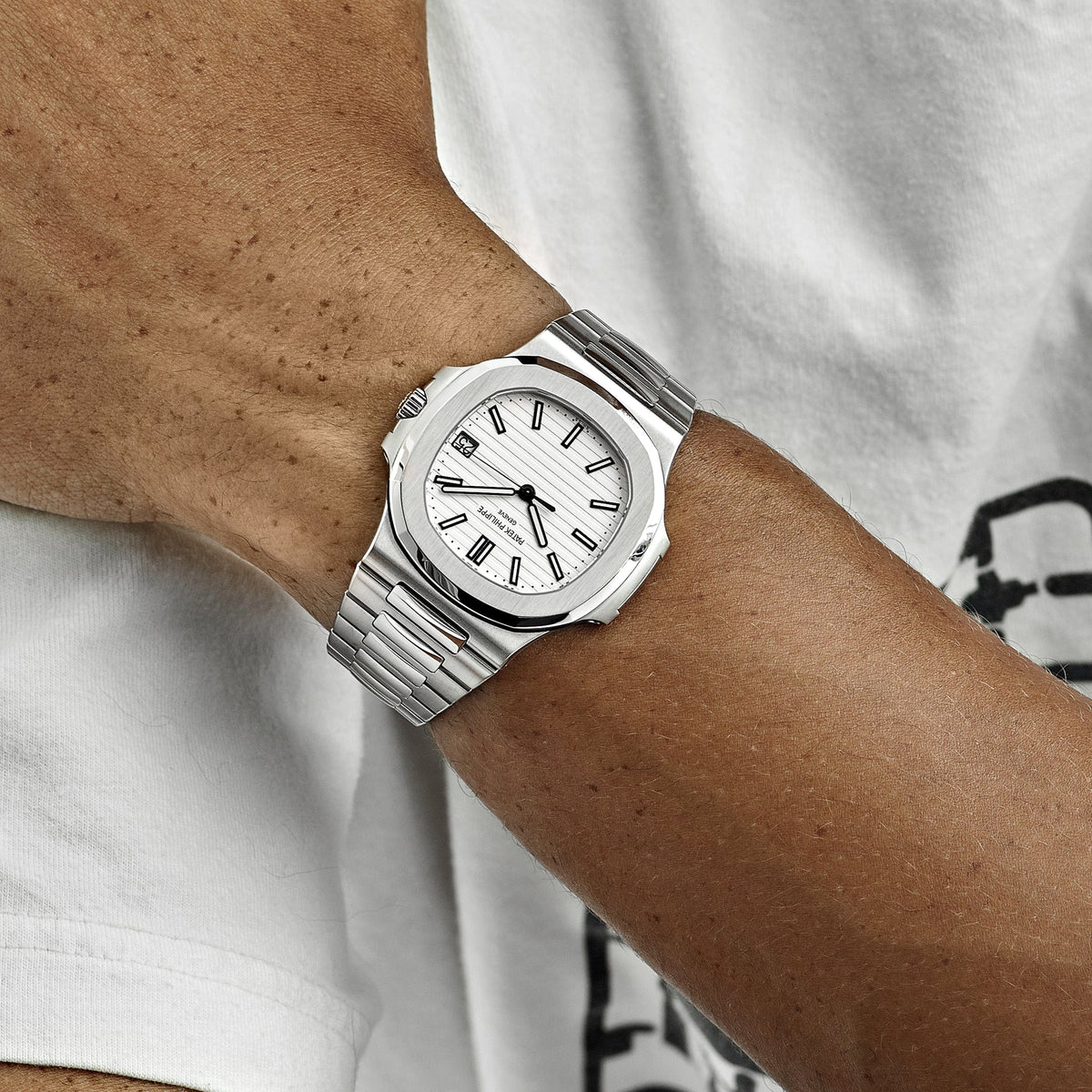 Patek Philippe Nautilus Gold White Dial Mens Watch 57111A-011