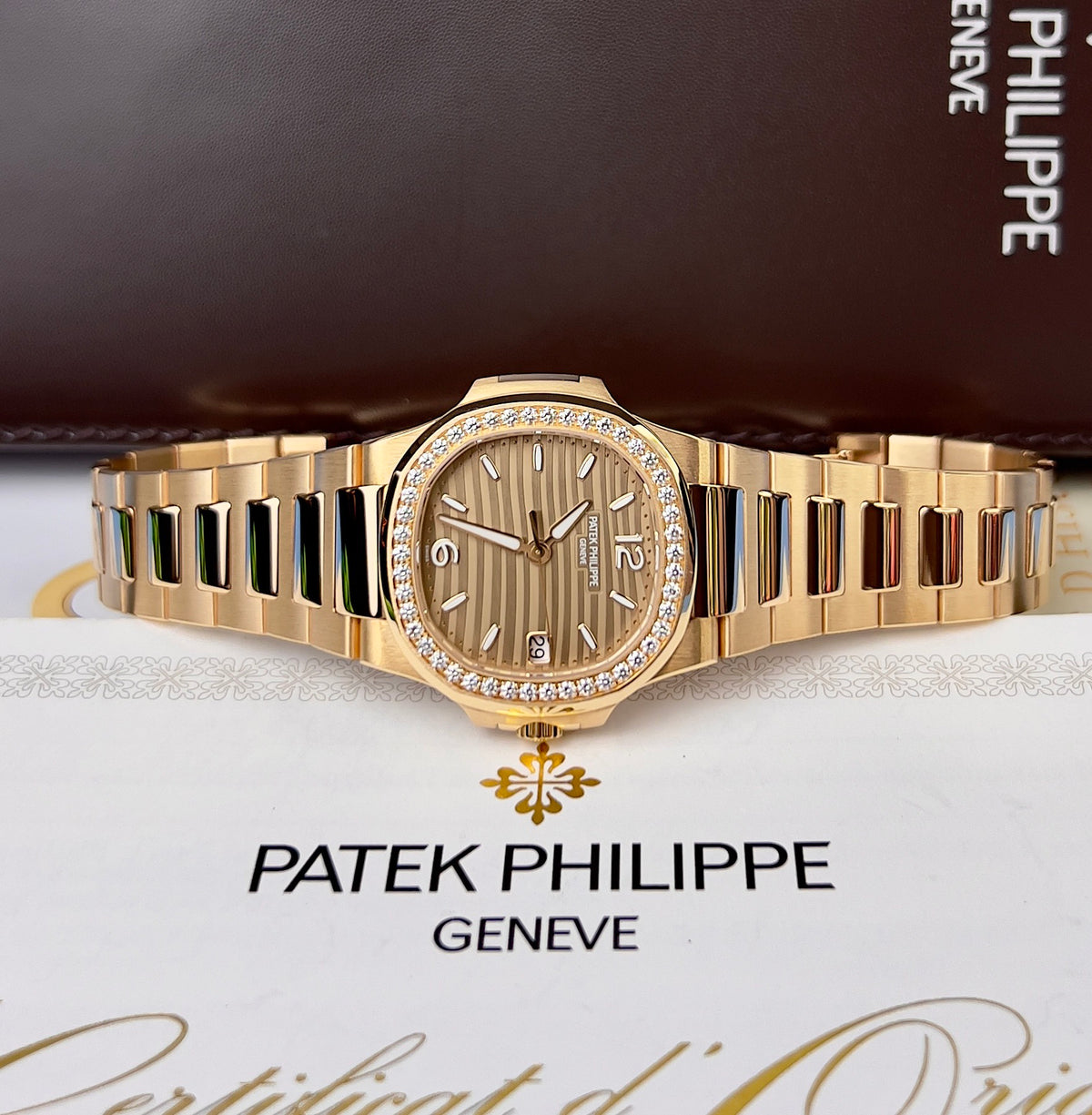 Patek Philippe Nautilus Women'S Watch 70101R-012