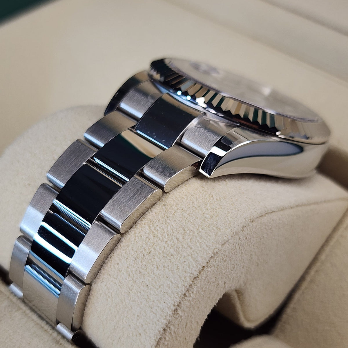 Rolex Sky-Dweller 42Mm Blue Dial Watch 326934