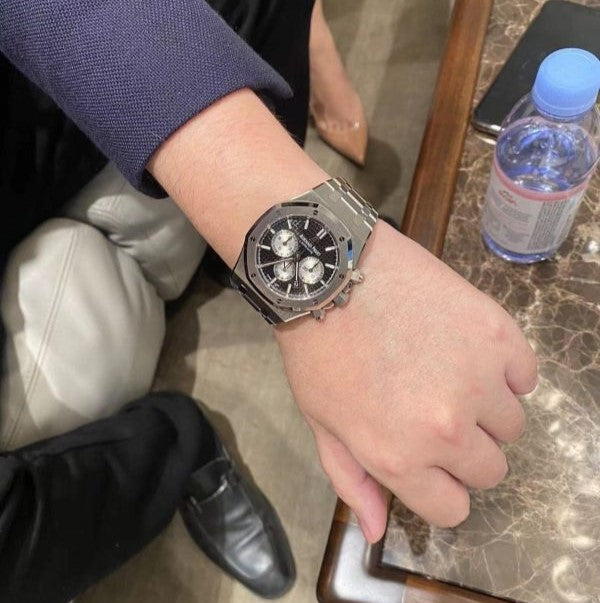 Audemars Piguet Royal Oak Chronograph Watch Black Dial 41Mm