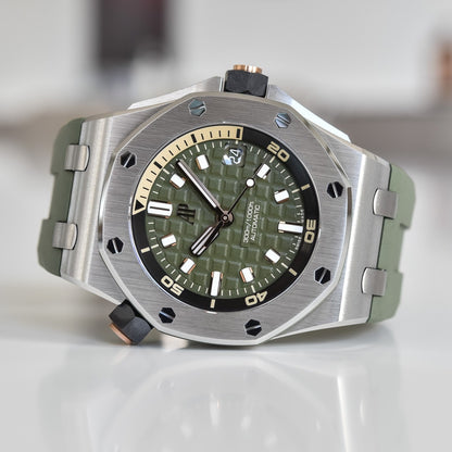 Audemars Piguet Royal Oak Offshore Diver 15720ST.OO.A052CA.01.