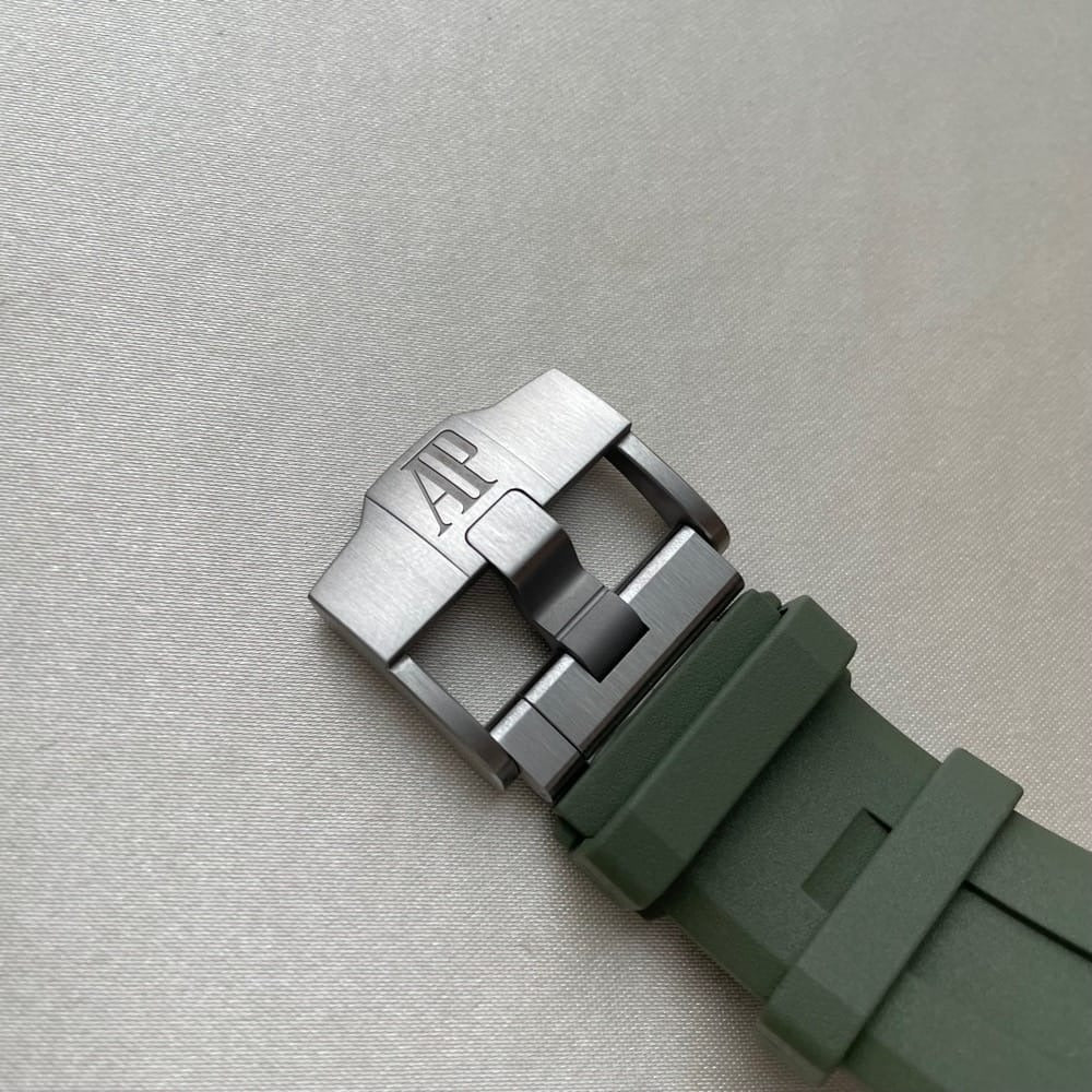 Audemars Piguet Royal Oak Offshore Diver 15720ST.OO.A052CA.01.