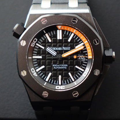 Audemars Piguet Royal Oak Offshore Diver Black 42Mm Watch 15707Ce