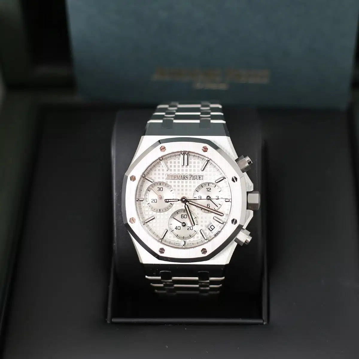 Audemars Piguet Royal Oak Selfwinding Chronograph White Dial 26240St.Oo.1320St.03