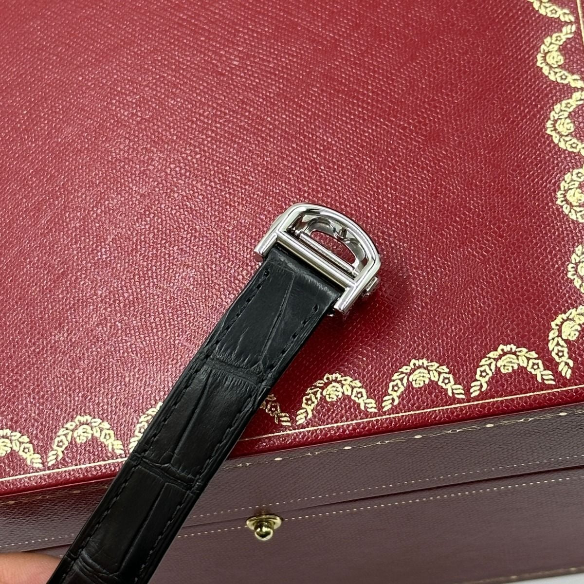 Cartier Ballon Bleu de Cartier watch, 33 mm, mechanical movement with automatic winding. Steel case WSBB0030