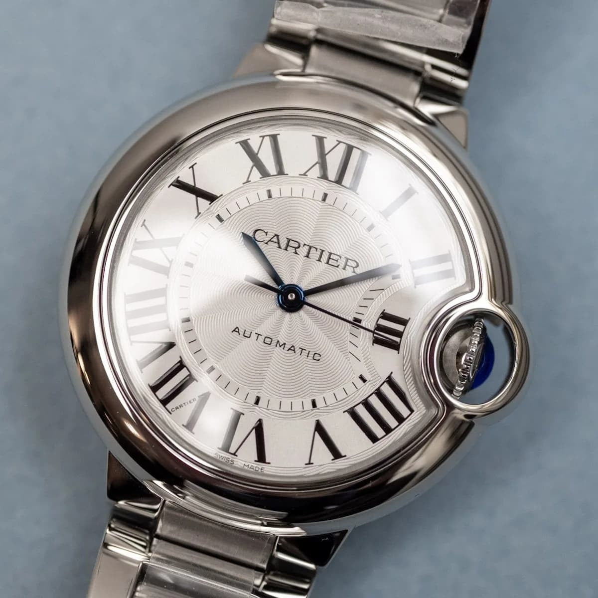 Cartier Ballon Bleu de Cartier watch, 33 mm, mechanical movement with automatic winding. Steel case, WSBB0044