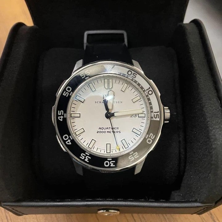 IW356811 IWC Aquatimer Automatic White Dial Mens Rubber Strap Watch