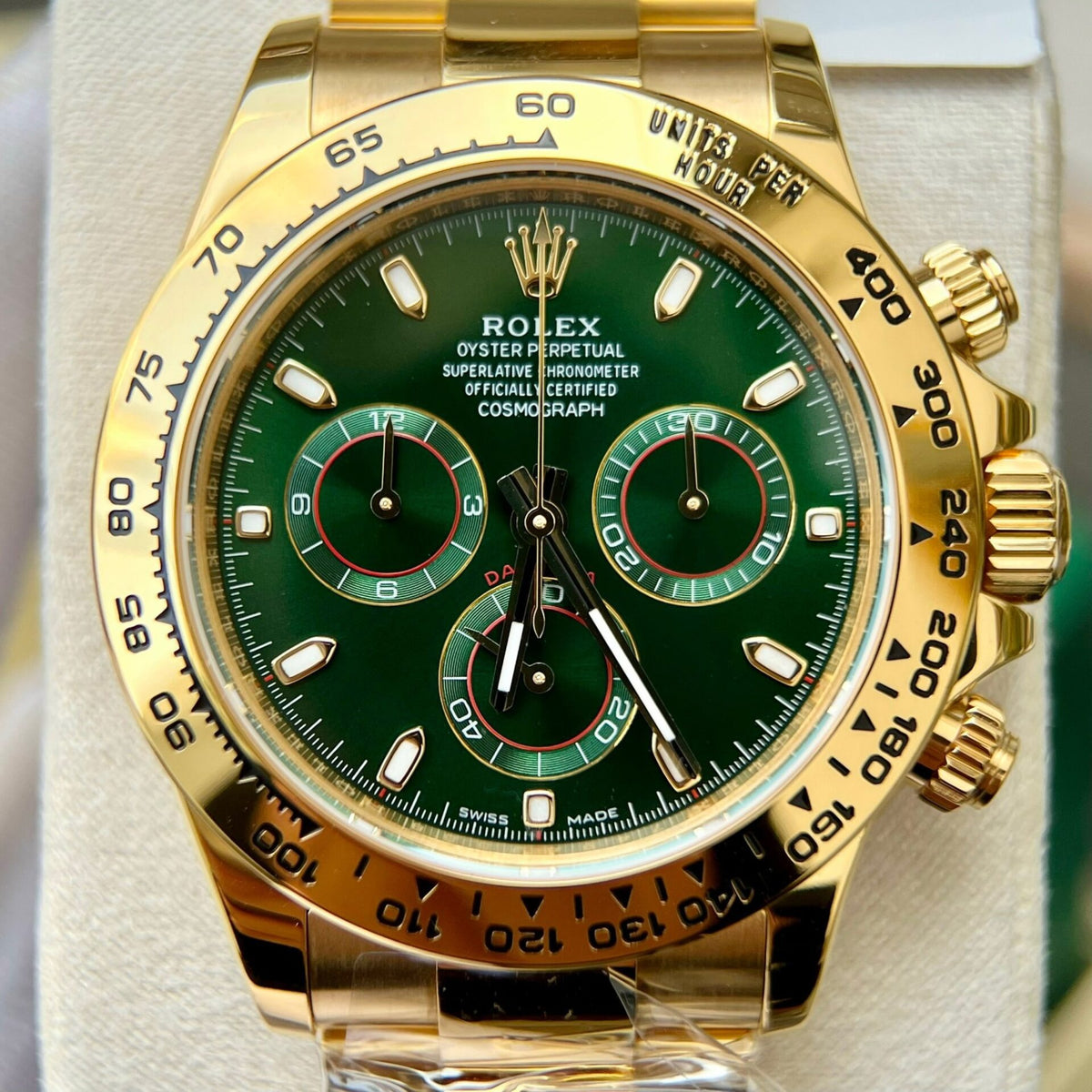 Luxury Rolex Daytona 116508-0013 Green Dial Yellow Gold Oyster