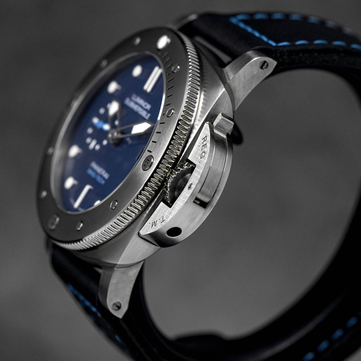 Panerai Luminor Submersible 1950 BMG-TECH 3 Days Automatic PAM692 VSF Titanium Blue Dial P9010