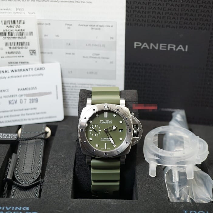 Panerai Luminor Submersible 42mm PAM1055 Verde Militare VSF SS Green Dial P900