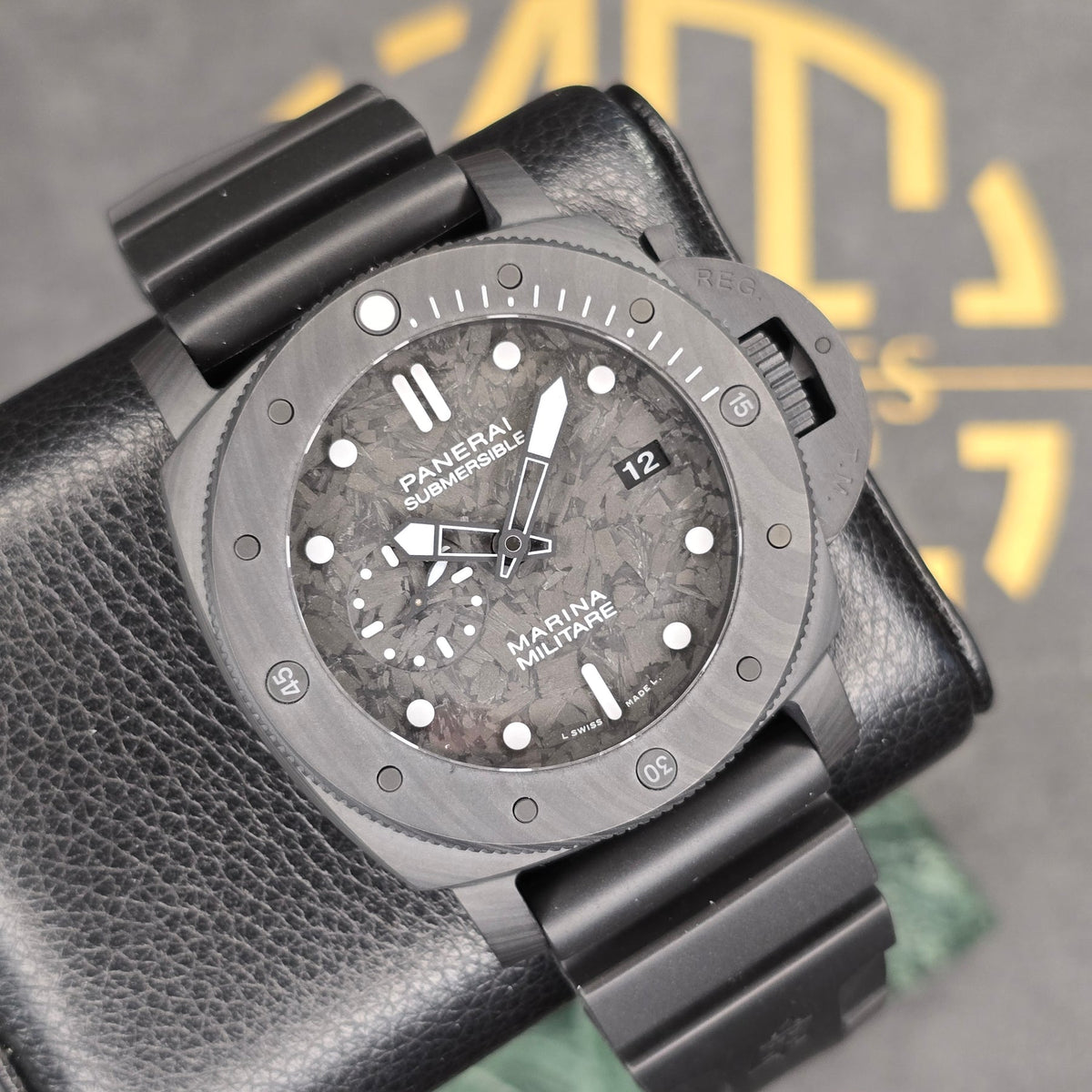 Panerai Luminor Submersible Marina Militare PAM979 VSF Carbotech Carbon Dial P9000