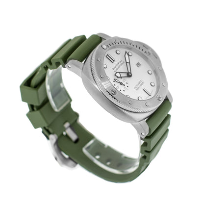 Panerai Submersible QuarantaQuattro Bianco PAM 1226 44mm Automatic