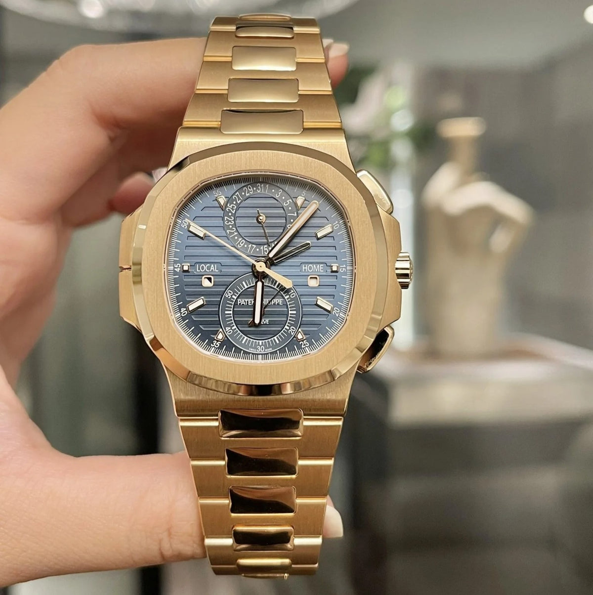 Patek Philippe Nautilus 5990-1R-001