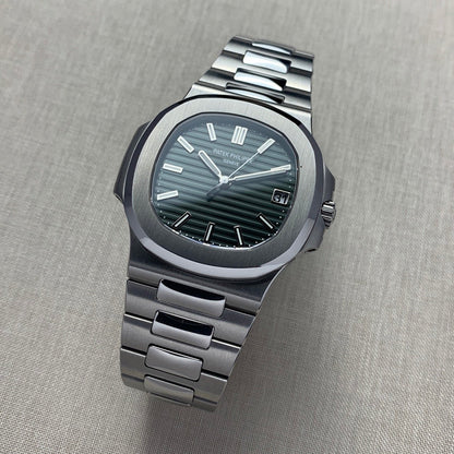 Patek Philippe Nautilus Automatic Green Dial 5711-1A-014