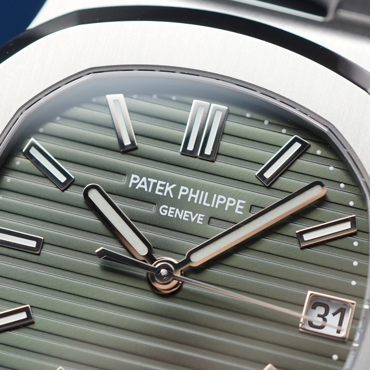 Patek Philippe Nautilus Automatic Green Dial 5711-1A-014