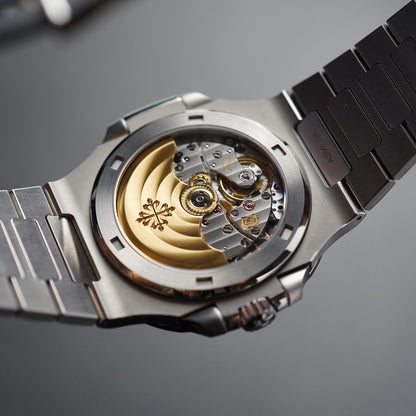 Patek Philippe Nautilus Automatic Green Dial 5711-1A-014