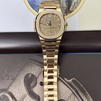 Patek Philippe Nautilus Women'S Watch 70101R-012