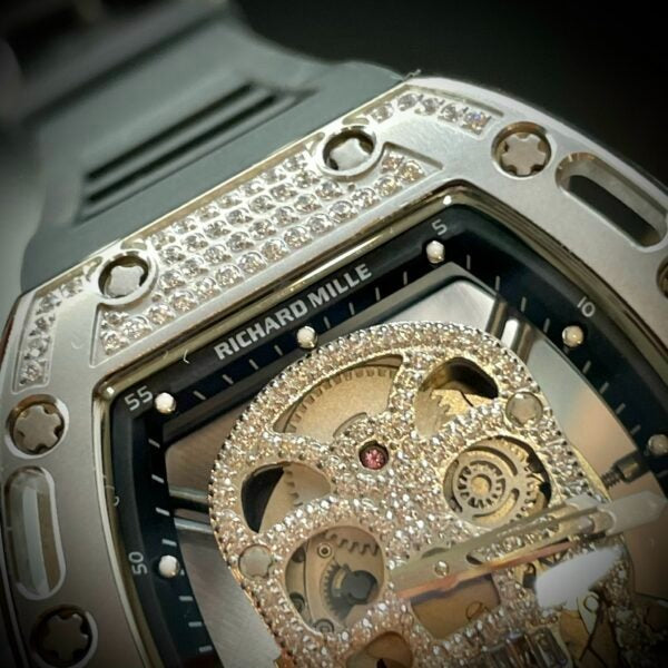 Richard Mille RM052 Around 50 42mm Men RM052-001 Silver-tone Diamonds Skull Dial Black Blue