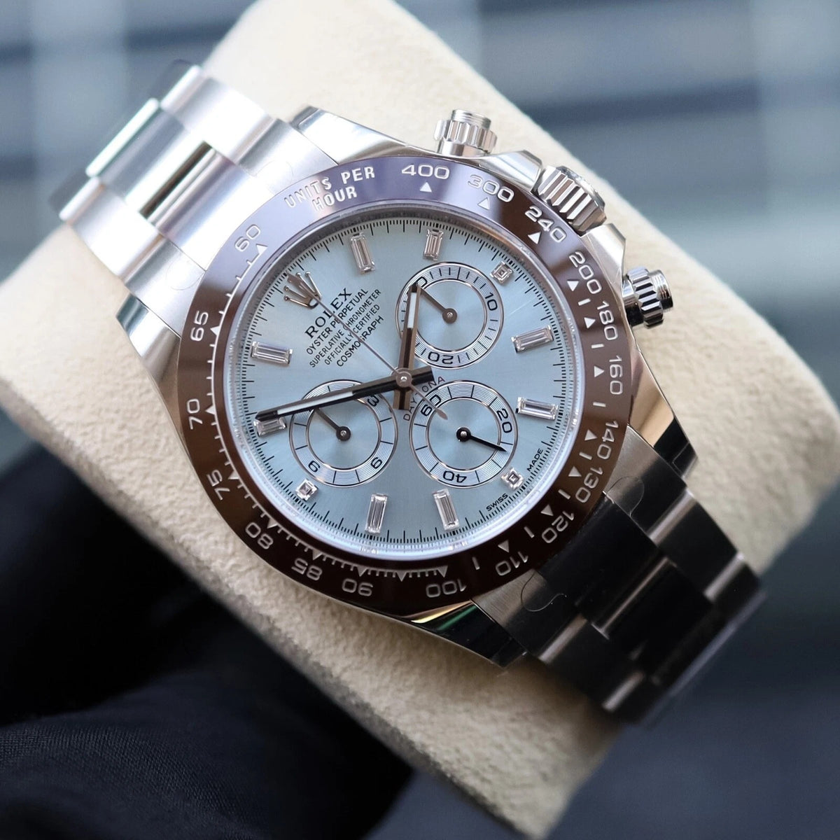 Rolex Cosmograph Daytona 40Mm Platinum Oyster Ice Blue Dial 116506 Luxury