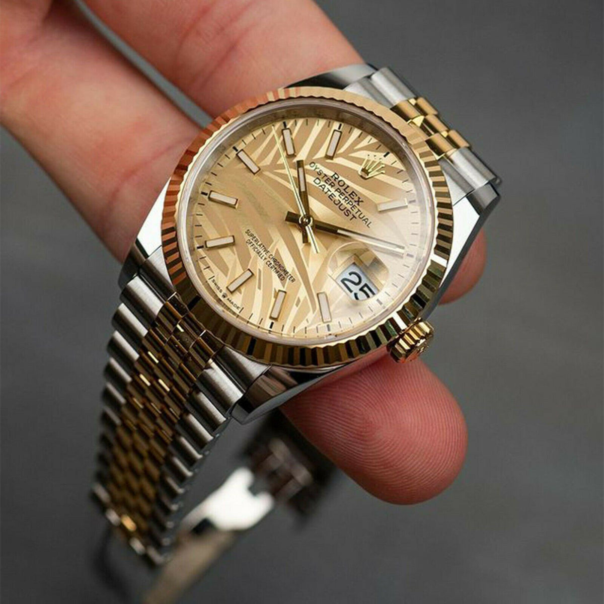 Rolex Datejust 126233 36Mm Golden