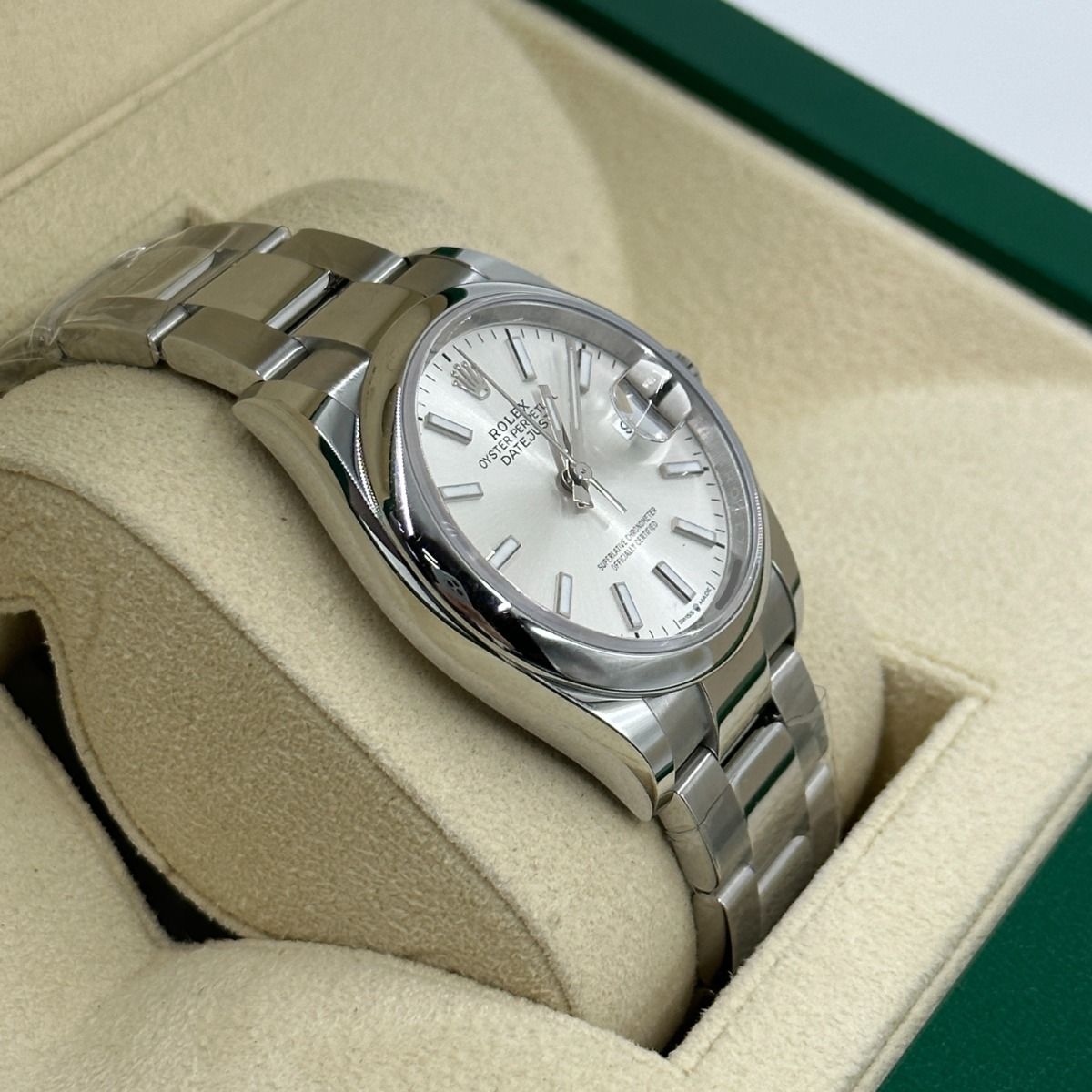 Rolex Datejust 36 Mm Oystersteel Silver M126200 0002