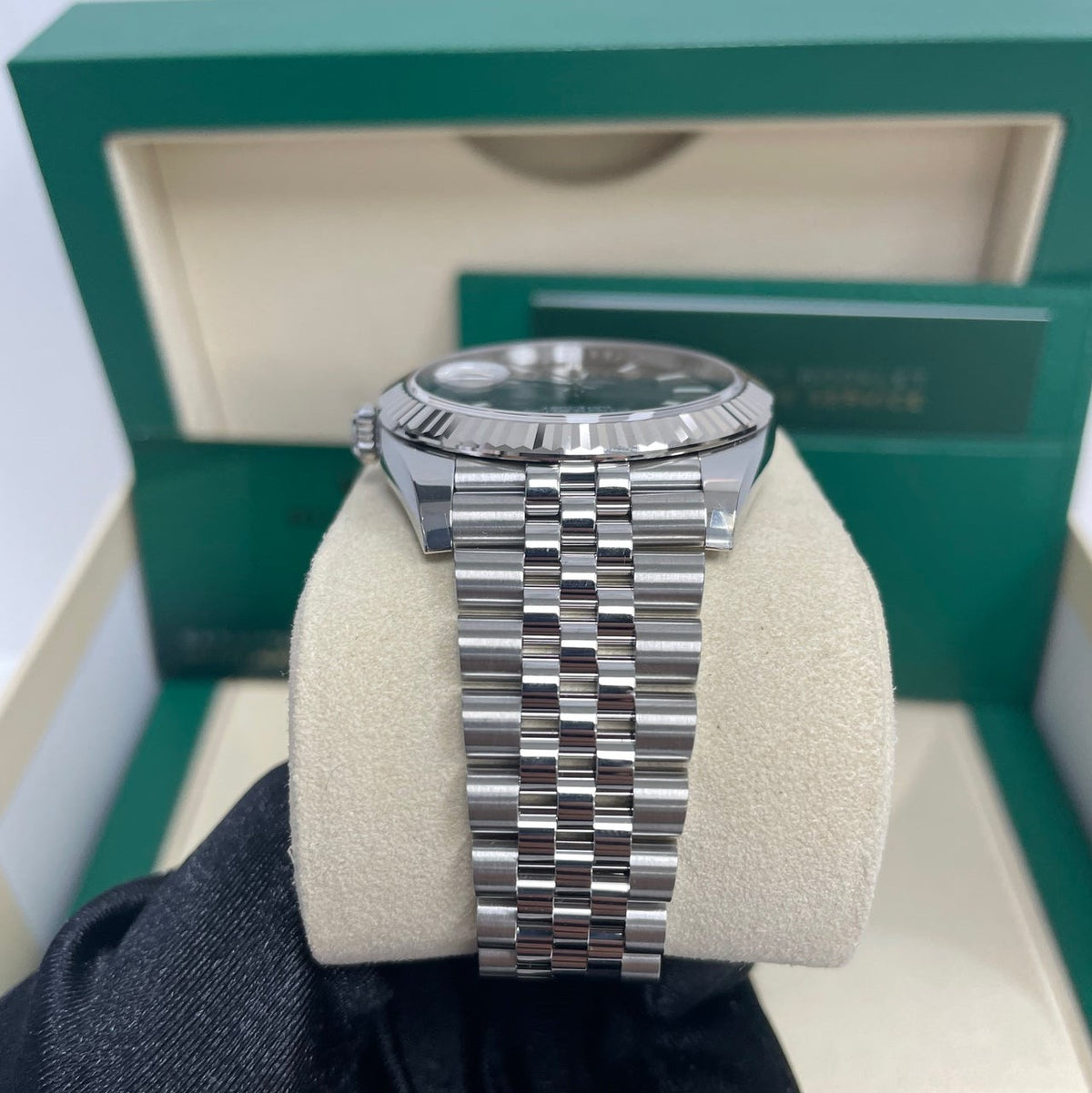 Rolex Datejust 41mm Ref 126334 Rhodium Dial