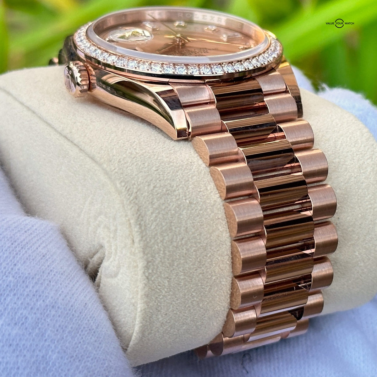 Rolex Day Date 36 Mm Everose Gold Rose Colour Diamond Set Dial Diamond Set Bezel President Bracelet M128345Rbr 0009