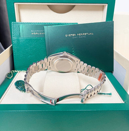 Rolex Day-Date 40 228239 White Gold Olive Green 40Mm