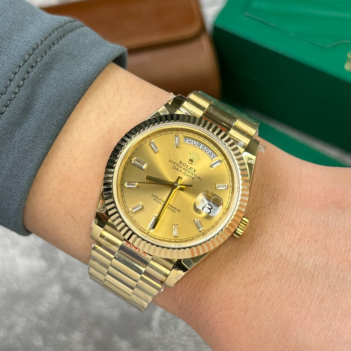 Rolex Day-Date 40 Gold Men'S Luxury Watch 228238