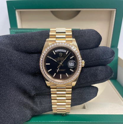 Rolex Day Date 40 Mm Yellow Gold Bright Black Dial Diamond Set Bezel President Bracelet M228398Tbr 0041
