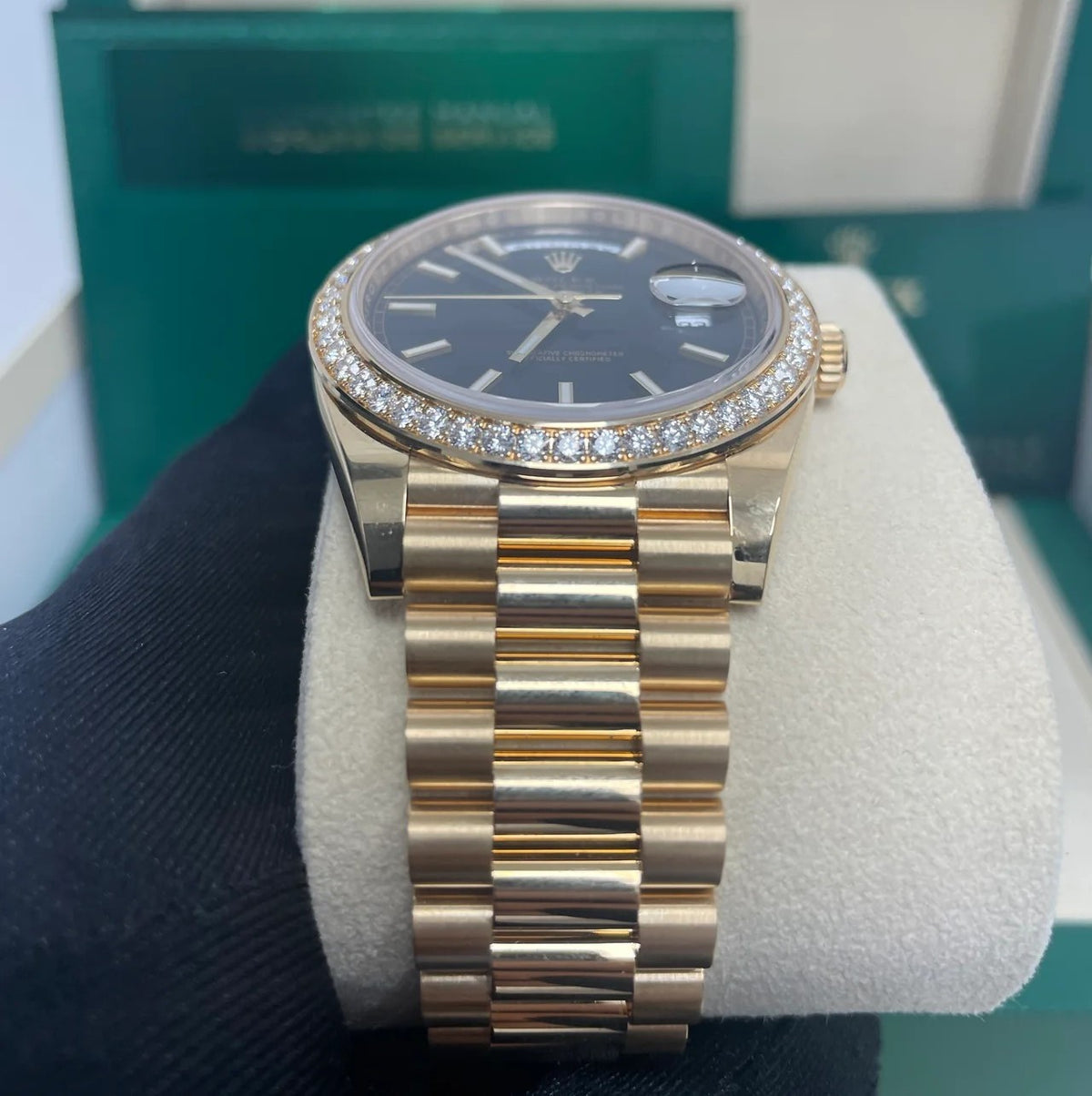 Rolex Day Date 40 Mm Yellow Gold Bright Black Dial Diamond Set Bezel President Bracelet M228398Tbr 0041