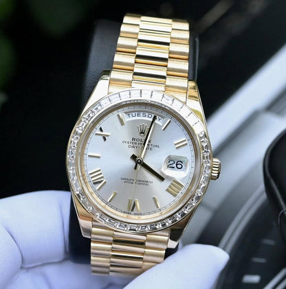 Rolex Day Date 40 Mm Yellow Gold Silver Dial Diamond Set Bezel President Bracelet M228398Tbr 0040