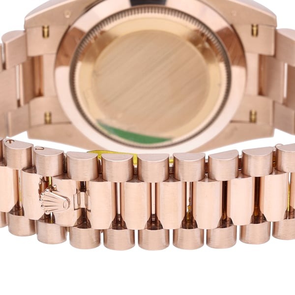 Rolex Day-Date 40mm 228235 Rose Gold Fluted Bezel Chocolate Bevelled Roman Dial President
