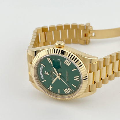 Rolex Day-Date 40mm President 18K Yellow Gold Green Roman Dial