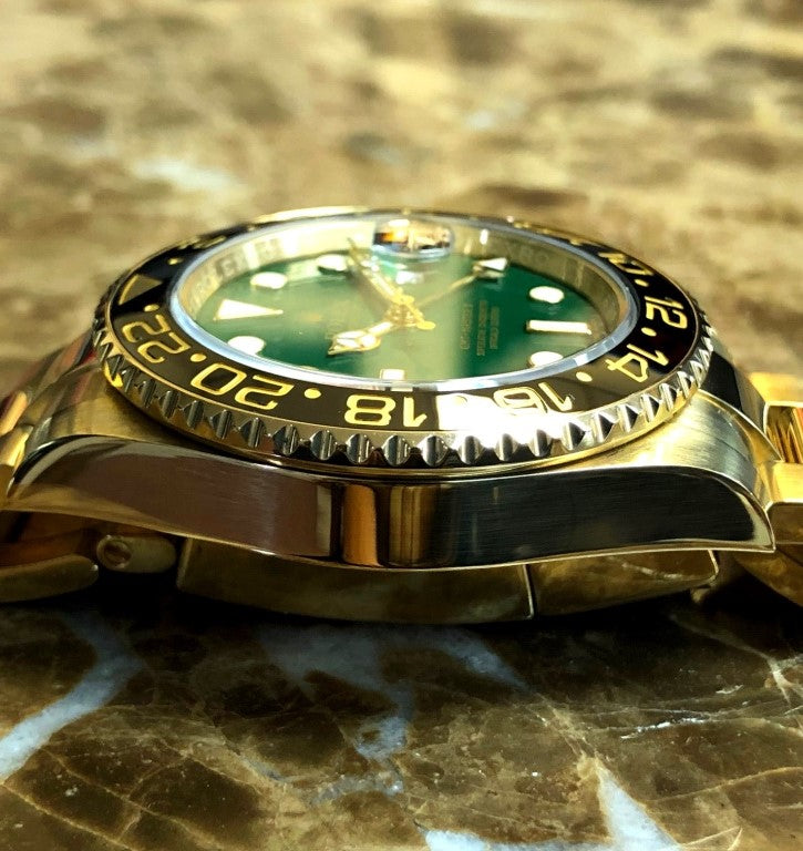 Rolex Gmt-Master Ii 18K Yellow Gold Green Dial 40Mm 116718