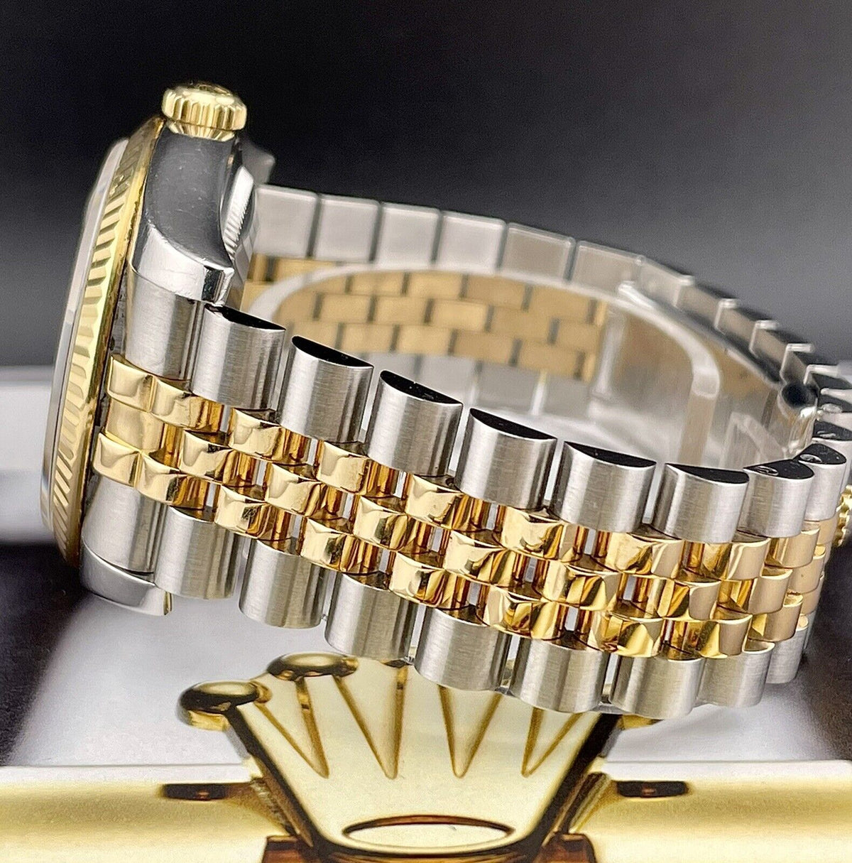 Rolex Oyster Perpetual Datejust 36 Champagne Dial Stainless Steel and 18K Yellow Gold Jubilee Bracelet Automatic Men's Watch 116233CSJ