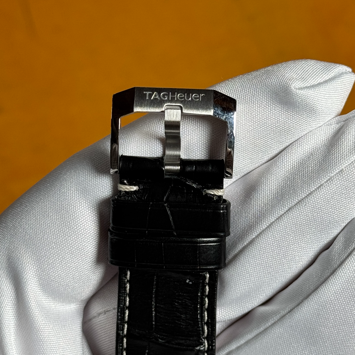 TAG Heuer Autavia Flyback Chronometer 42mm Mens Watch CBE511A